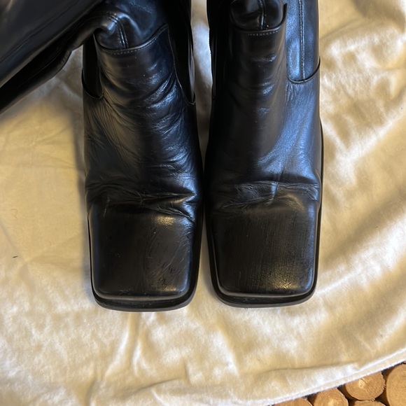 Calderone Shoes - Black stacked heels boots